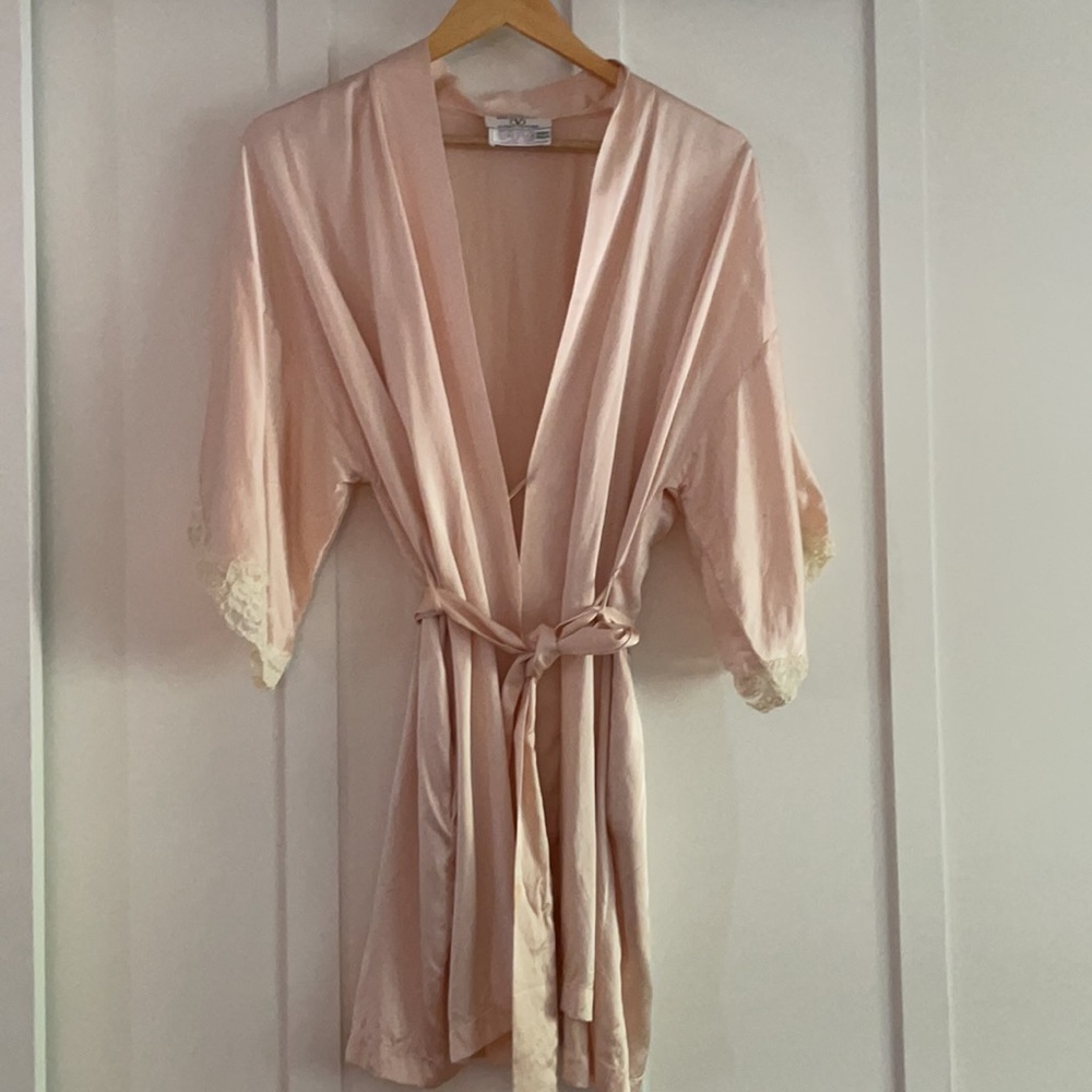 Valentino couture 100% silk Bergdorf Goodman robe
